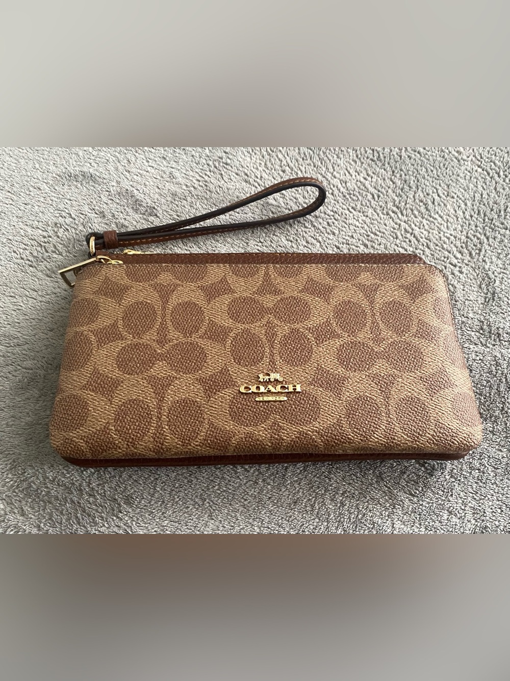 Coach Signature Tan Wristlet Clutch - Picture 1 of 15